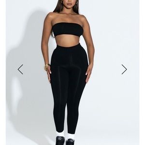 naked wardrobe NW leggings